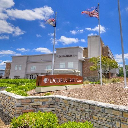 Doubletree By Hilton Hotel Raleigh - Brownstone - University المظهر الخارجي الصورة