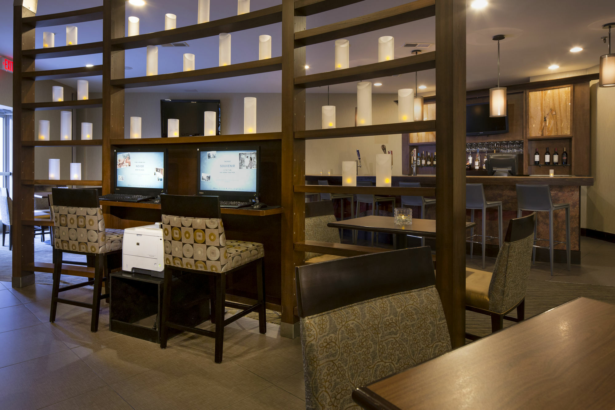 Doubletree By Hilton Hotel Raleigh - Brownstone - University المظهر الخارجي الصورة