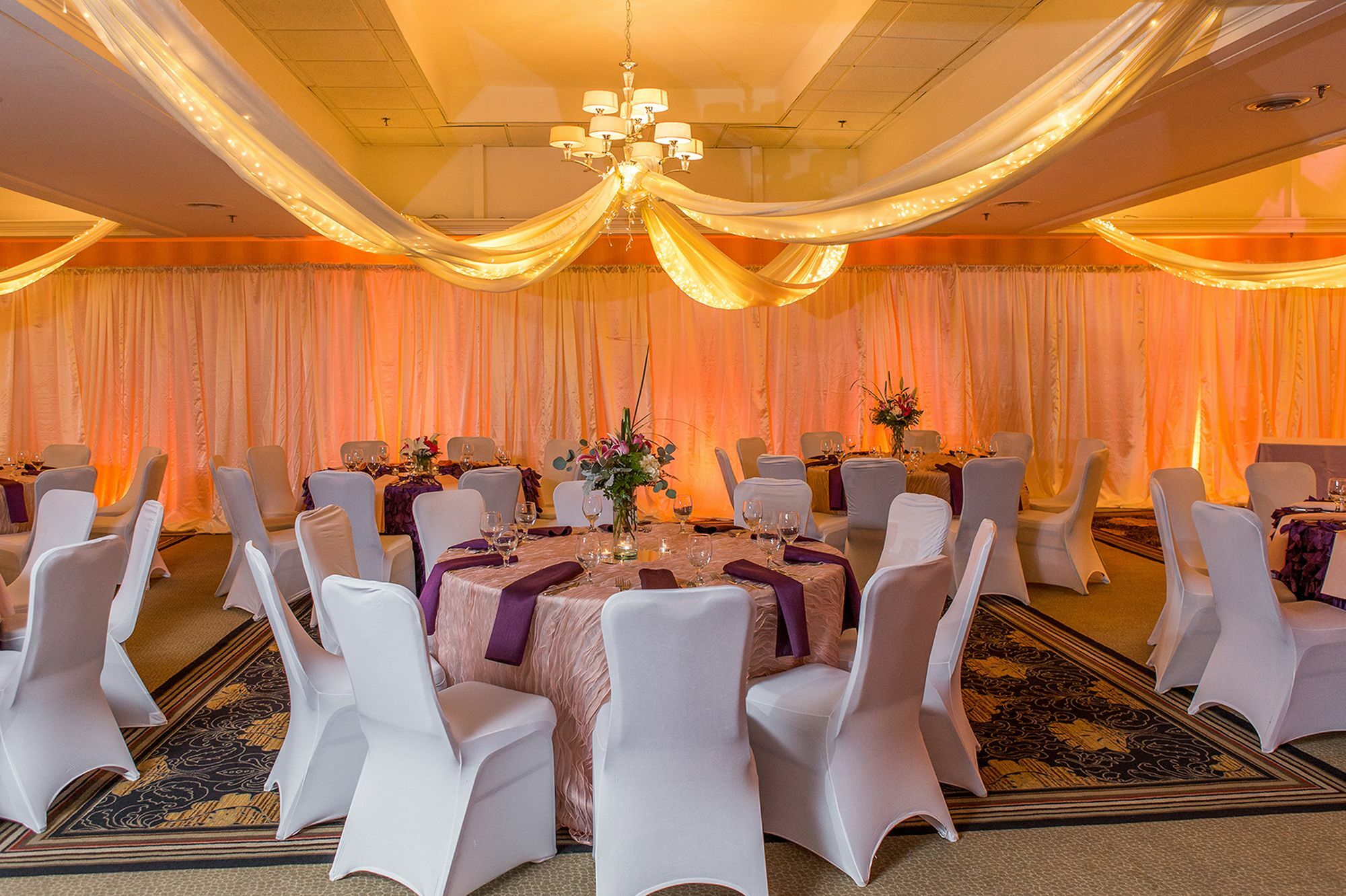Doubletree By Hilton Hotel Raleigh - Brownstone - University المظهر الخارجي الصورة